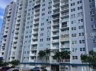 Camino Del Lago 211 Cond Lagos Del Norte APT 211, Toa Baja, PR 00949