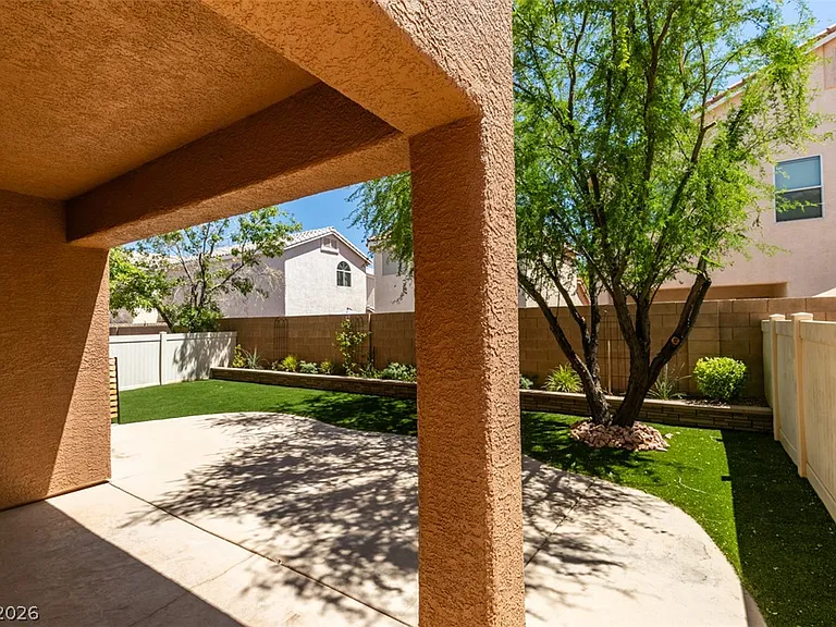 8909 Houston Ridge Ave — Photo 41