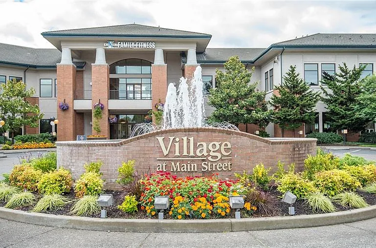 Village at Main Street | Monument Sign and Building Exterior