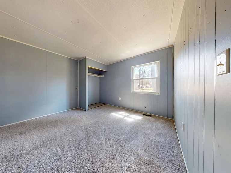 372 Home Ave — Photo 7