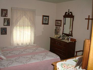 5th image of 1056 1st Ave