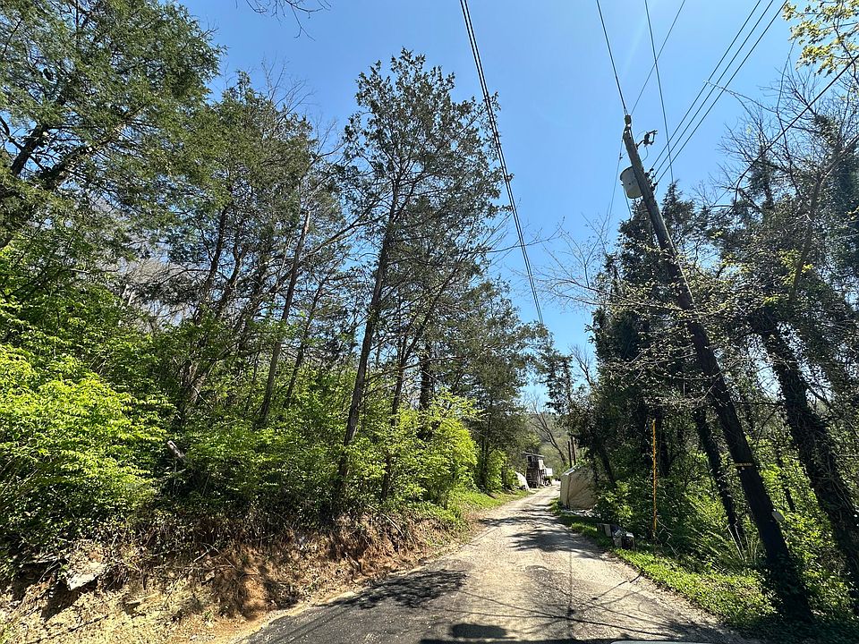 2nd image of 8794 Williams Ln