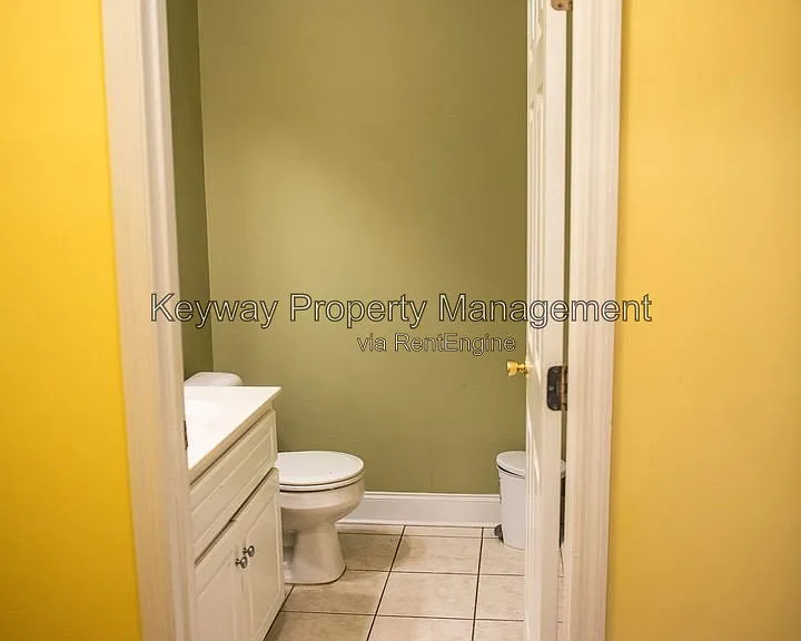 242 Stonington Dr — Photo 12