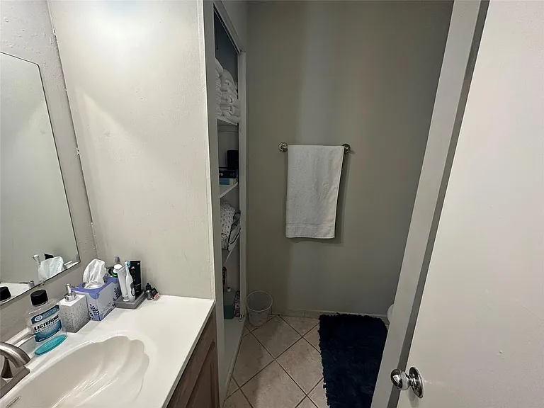 9939 Valley Park Dr — Photo 8