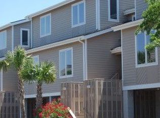 2 Linkside Ct, Isle Of Palms, SC 29451