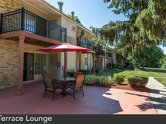 3rd image of 2960 Birch Hollow Dr APT 2B
