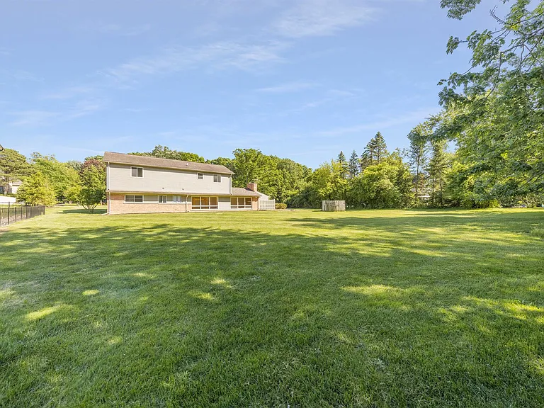 6096 Darramoor Rd — Photo 47