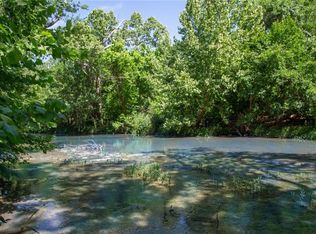 2002 Sulphur Wells Rd, Salado, TX 76571