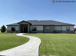 405 Walker Farm Rd, Carlsbad, NM 88220