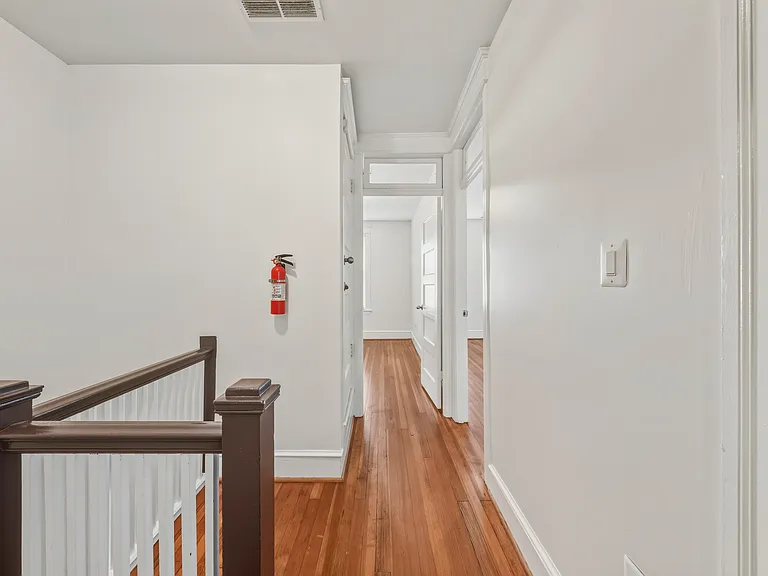 51 Girard St NE — Photo 23