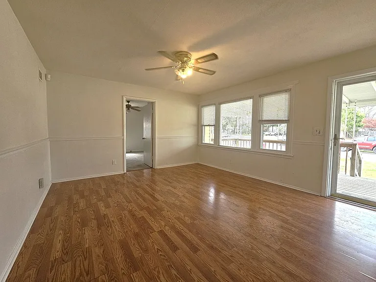 1133 Leland Cir — Photo 4