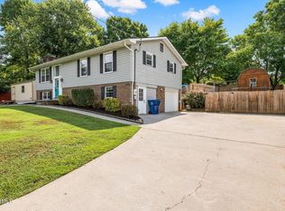 2034 Colonial Cir, Maryville, TN 37803