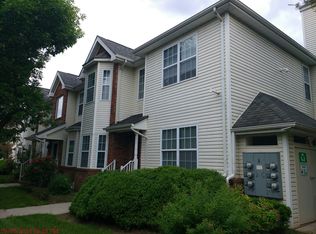 339 Moonlight Dr, Piscataway, NJ 08854