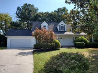 8706 Edgeworth Ln, Knoxville, TN 37924