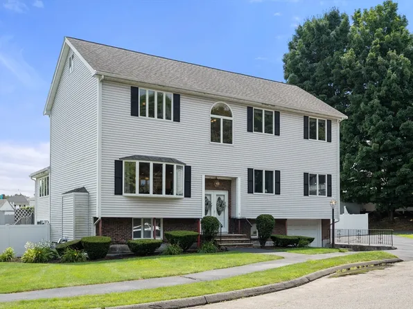 11 Kennedy Dr, Saugus, MA 01906