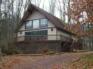 315 Four Seasons Dr, Drums, PA 18222