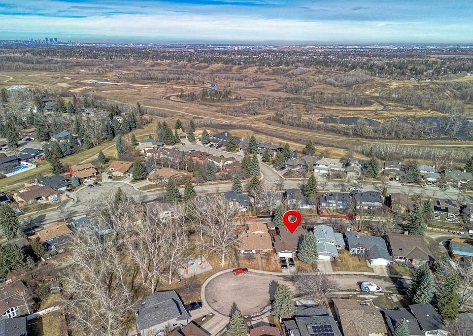1st image of 119 SW Sunmount Pl SE