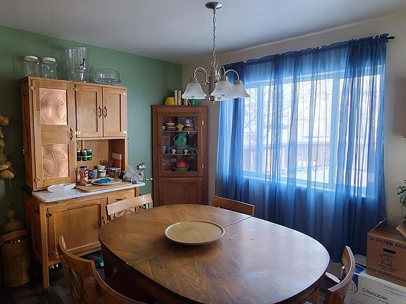 3rd image of 704 Park St