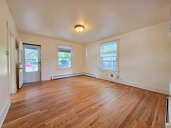 3rd image of 2645 Pine St #2647