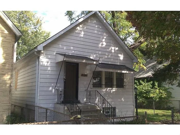 452 W 103rd Pl photo 1