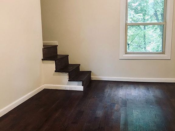 2nd image of 405-407 S 12th St #2
