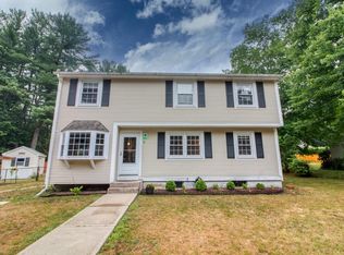 6 Gloria Dr, Southwick, MA 01077