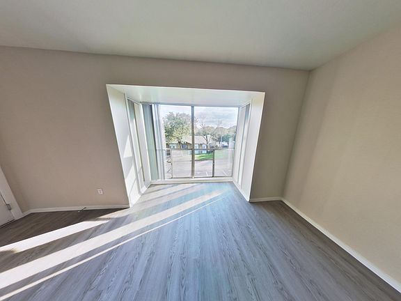 3rd image of 1454 Winding Brook Cir APT 242