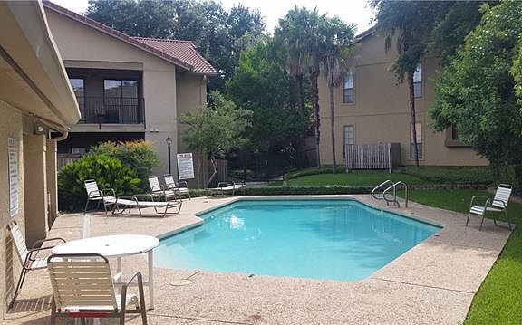 5th image of 1202 Thorpe Ln APT 303