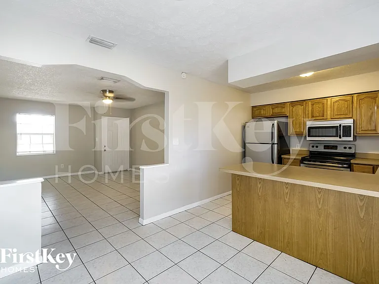 802 Briarcliff Dr — Photo 5