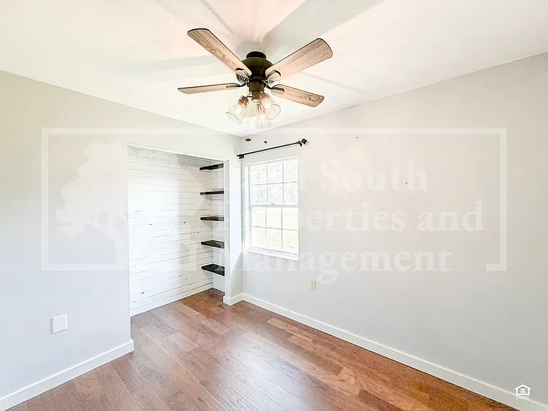 7935 Chase Rd — Photo 17