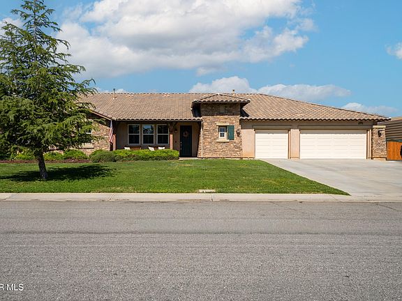 2nd image of 41641 Doverwood Ct