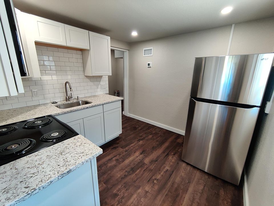 Kitchen with Stainless Steel Appliances and Garbage Disposal