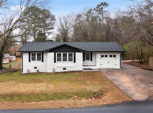 379 Lovebridge Rd SE, Calhoun, GA 30701