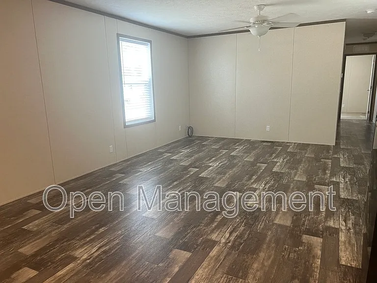 825 1st Ave E #224 — Photo 3