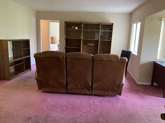 3rd image of 525 Shady Pine Way APT D1