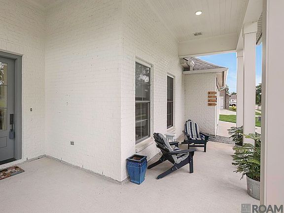 4th image of 17915 Delaney Dr