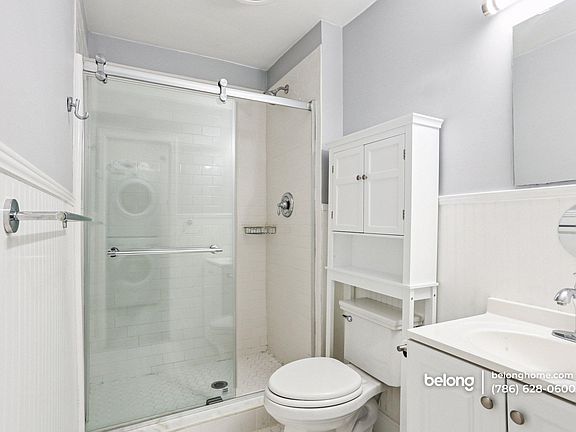 5th image of 934 Michigan Ave APT 108