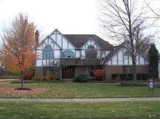 30803 Breckenridge Trl, Westlake, OH