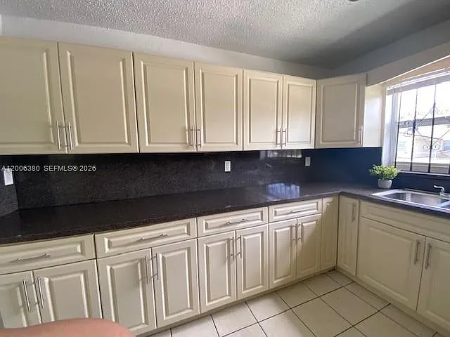 Vista Townhouse Sec B — Photo 4