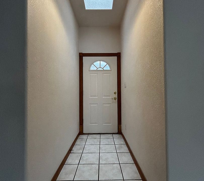 1st image of 2582 Benz Dr