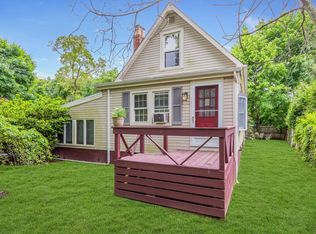 79 Rose Ave, Southampton, NY 11968