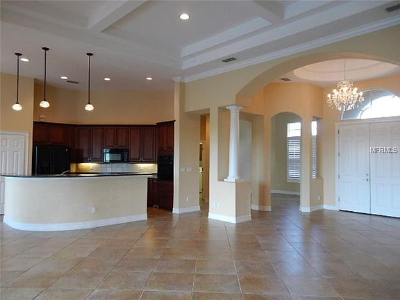 4th image of 118 Portofino Dr
