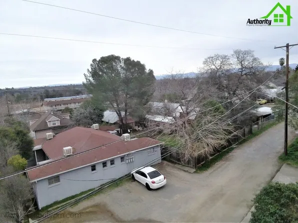1934 10th St, Redding, CA 96001