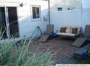 15 Nash Ct, Staten Island, NY 10308
