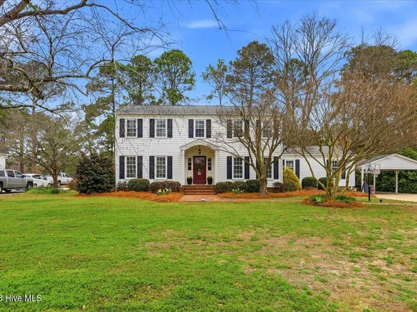 206 Ramblewood Drive, Mount Olive, NC 28365