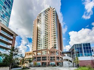 125 Western Battery Rd #713, Toronto, ON M6K 3R8