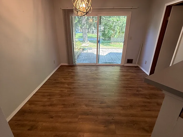 20 Minuteman Ct — Photo 3