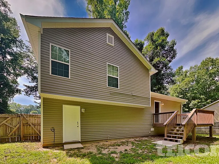 431 Bridgeport Pl — Photo 20