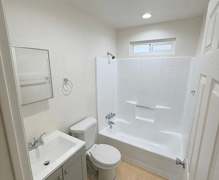 2541 Diamond St #3 — Photo 7