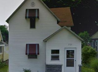 1121 Tamarack Ave NW, Grand Rapids, MI 49504